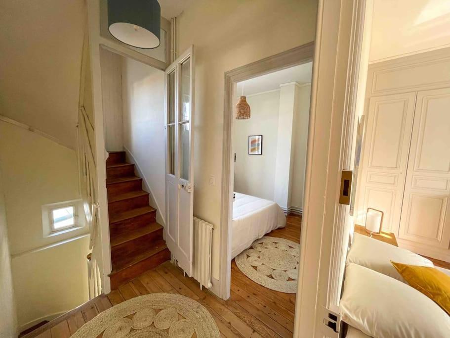 4 Chambres - Grande Maison - Parking - Jardin Amiens Exterior foto