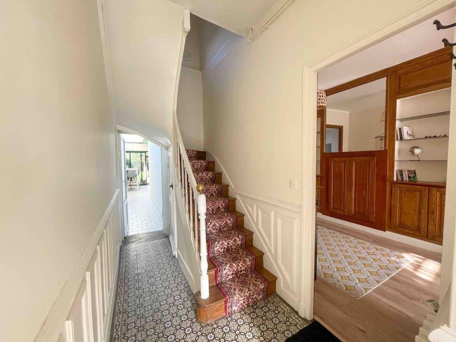 4 Chambres - Grande Maison - Parking - Jardin Amiens Exterior foto