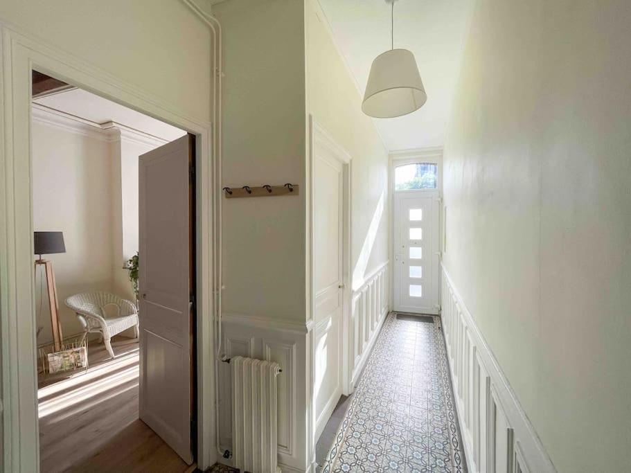 4 Chambres - Grande Maison - Parking - Jardin Amiens Exterior foto